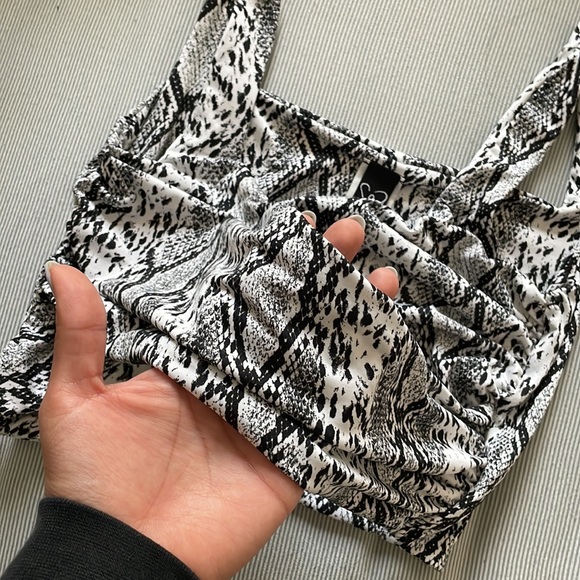 Snake skin crop top - Picture 4 of 4